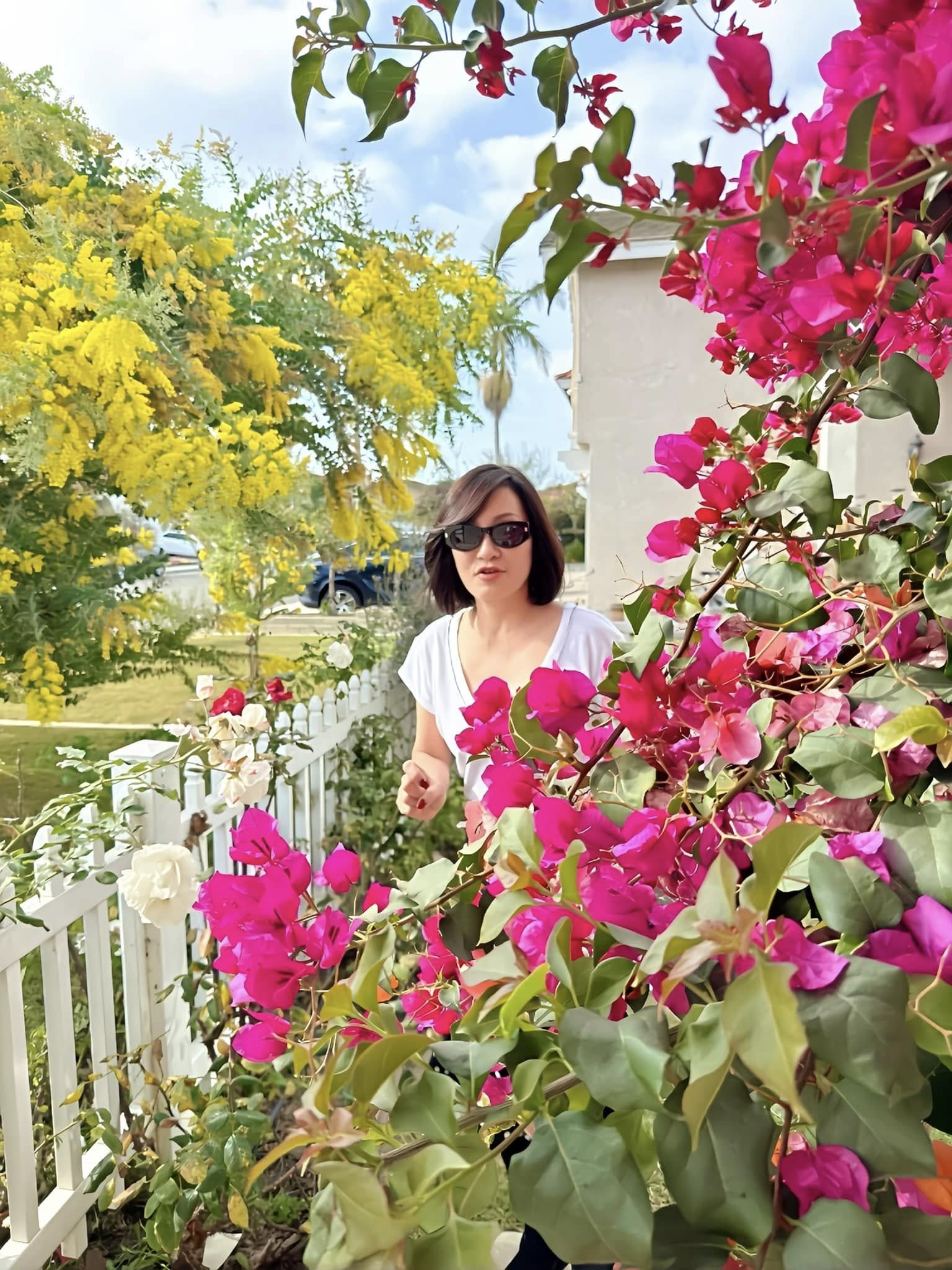 Nhan sắc trẻ đẹp, cuộc sống thăng hoa của nữ nghệ sĩ đình đám quyết ly hôn chồng ở tuổi U60- Ảnh 4. Nhan sắc trẻ đẹp, cuộc sống thăng hoa của nữ nghệ sĩ đình đám quyết ly hôn chồng ở tuổi U60- Ảnh 4.