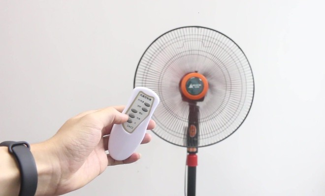 Bật quạt 8 tiếng qua đêm tốn bao nhiêu tiền điện? Người dùng làm thử nghiệm, bất ngờ khi so với điều hòa- Ảnh 4. Bật quạt 8 tiếng qua đêm tốn bao nhiêu tiền điện? Người dùng làm thử nghiệm, bất ngờ khi so với điều hòa- Ảnh 4.