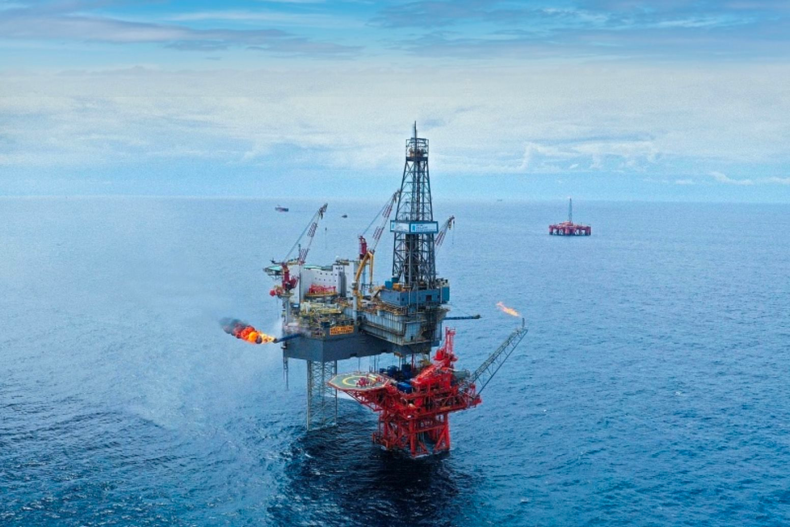 Mỏ dầu được PetroVietnam mua giá 1 USD, sau 10 năm mang về doanh thu 4 tỷ USD- Ảnh 1.