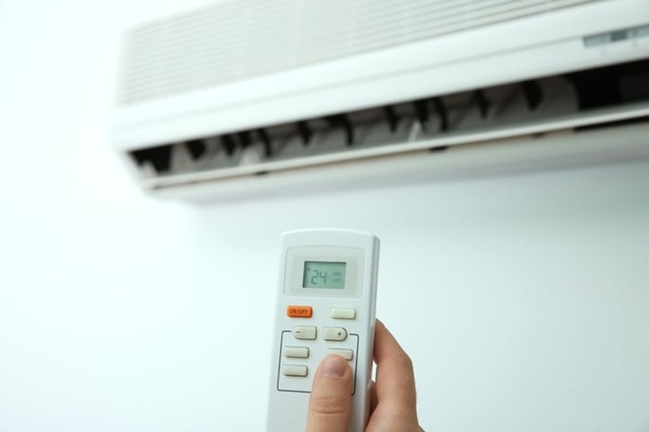 Hóa đơn tiền điện tăng mạnh giữa mùa hè: Sử dụng thế nào cho tiết kiệm?- Ảnh 1. Hóa đơn tiền điện tăng mạnh giữa mùa hè: Sử dụng thế nào cho tiết kiệm?- Ảnh 1.