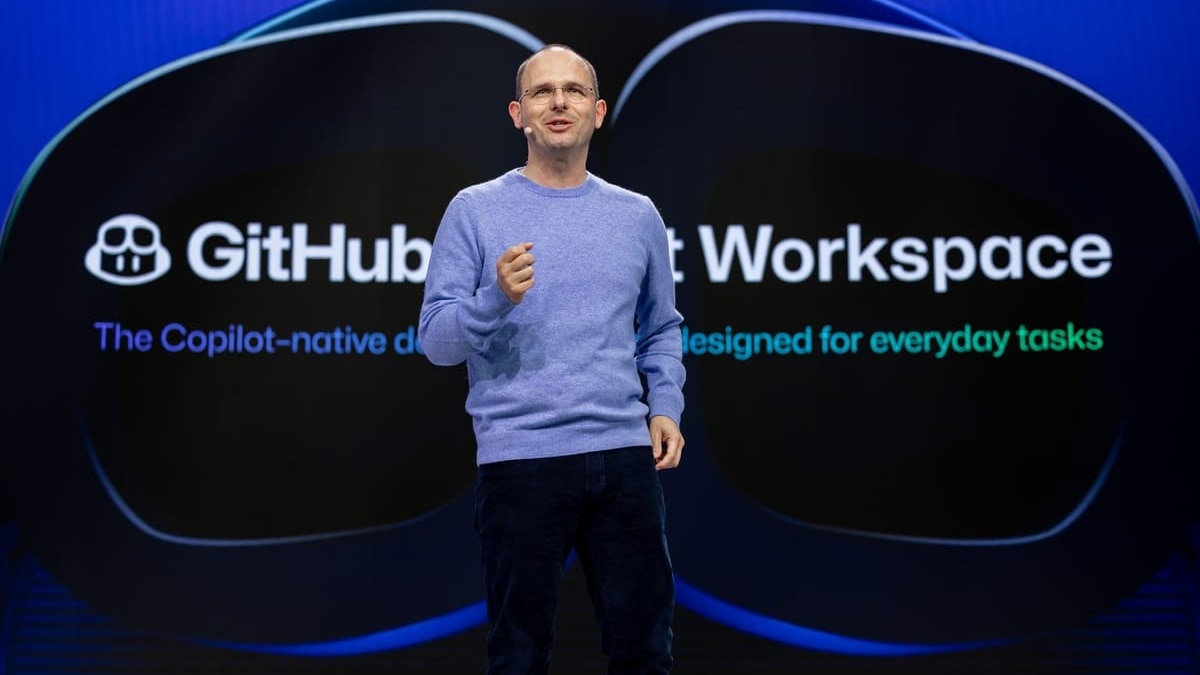 CEO GitHub: Không sa thải kỹ sư phần mềm trong thời đại AI, đây mới là điều các công ty "thông minh nhất" nên làm- Ảnh 2. CEO GitHub: Không sa thải kỹ sư phần mềm trong thời đại AI, đây mới là điều các công ty "thông minh nhất" nên làm- Ảnh 2.