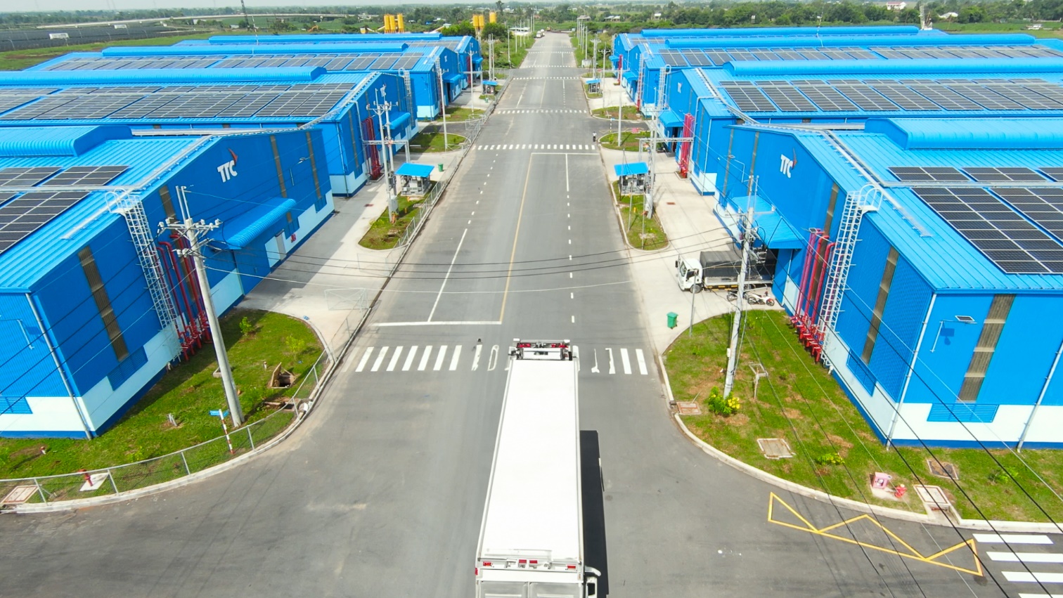 Khu kho cảng Thành Thành Công: Mắt xích logistics liền mạch và hiệu quả- Ảnh 1. Khu kho cảng Thành Thành Công: Mắt xích logistics liền mạch và hiệu quả- Ảnh 1.