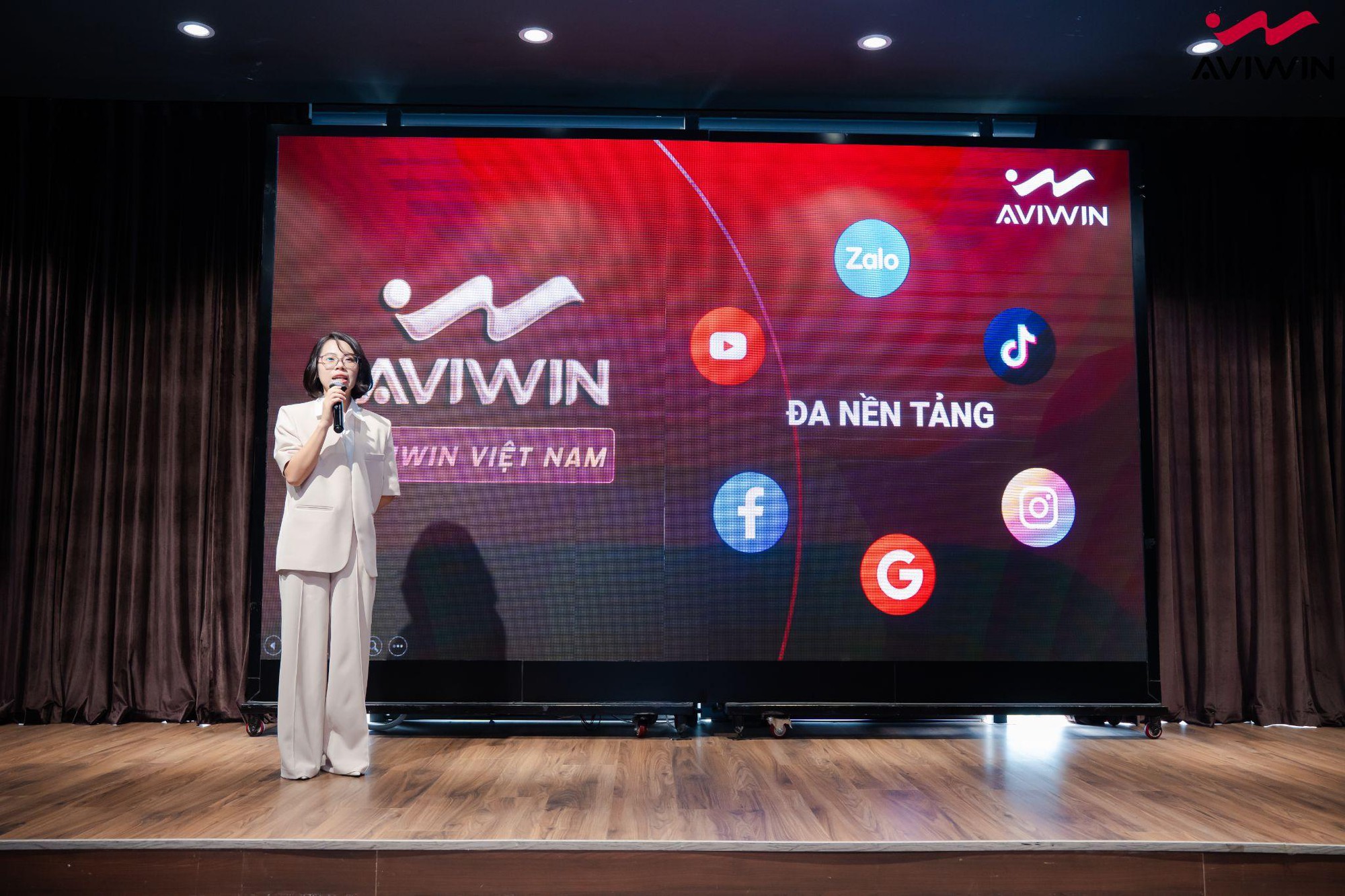 Dàn vận động viên đình đám quy tụ tại sự kiện ra mắt giày AviRace- Ảnh 1. Dàn vận động viên đình đám quy tụ tại sự kiện ra mắt giày AviRace- Ảnh 1.