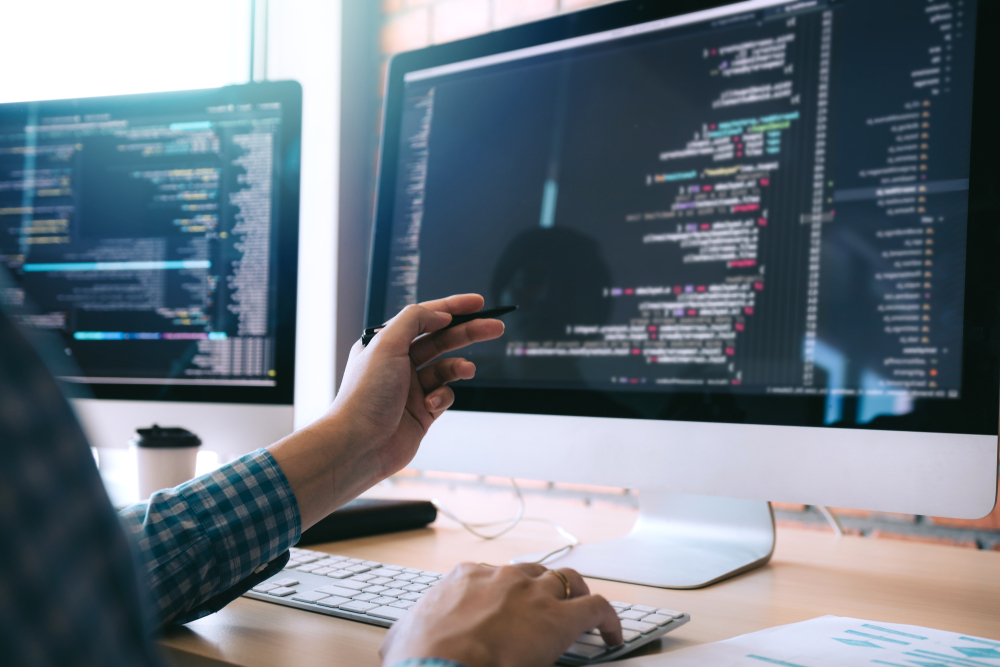 CEO GitHub: Không sa thải kỹ sư phần mềm trong thời đại AI, đây mới là điều các công ty "thông minh nhất" nên làm- Ảnh 3. CEO GitHub: Không sa thải kỹ sư phần mềm trong thời đại AI, đây mới là điều các công ty "thông minh nhất" nên làm- Ảnh 3.