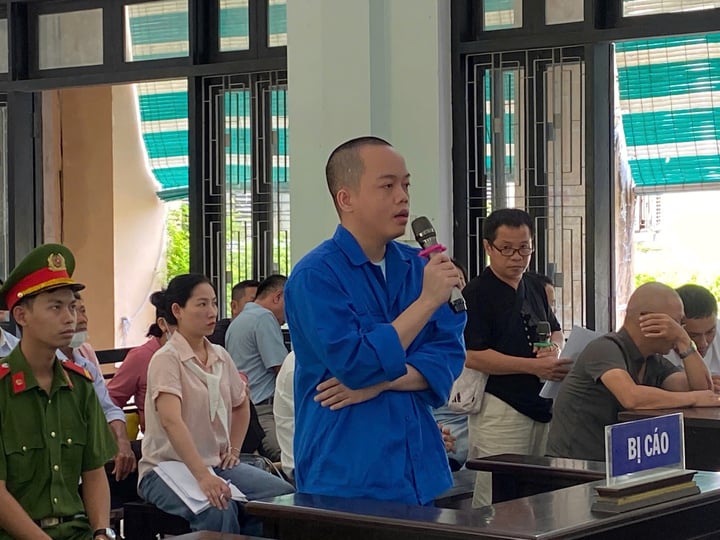 Lừa đảo 11,7 tỷ đồng, nhân viên ngân hàng ở Huế lĩnh 15 năm tù- Ảnh 1. Lừa đảo 11,7 tỷ đồng, nhân viên ngân hàng ở Huế lĩnh 15 năm tù- Ảnh 1.
