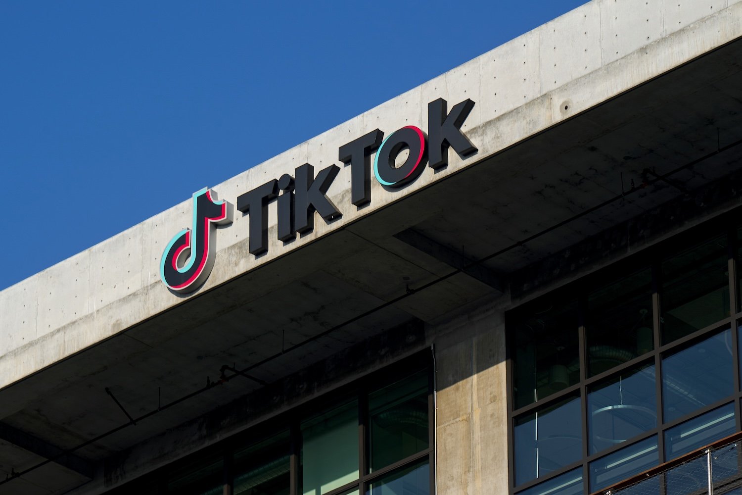 TikTok phát triển ứng dụng mới để thoát hiểm tại Mỹ- Ảnh 2. TikTok phát triển ứng dụng mới để thoát hiểm tại Mỹ- Ảnh 2.