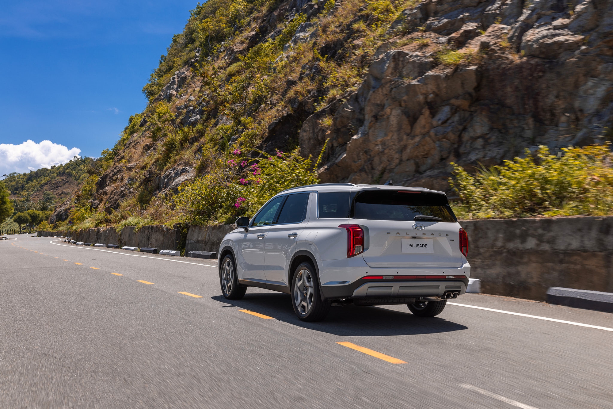 Hyundai Palisade máy dầu giá hiện chỉ ngang SUV hạng D, dễ làm khó Ford Everest- Ảnh 2. Hyundai Palisade máy dầu giá hiện chỉ ngang SUV hạng D, dễ làm khó Ford Everest- Ảnh 2.
