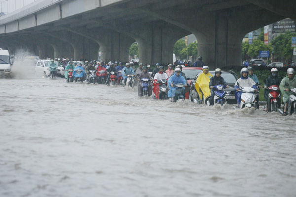 Tin mới nhất về đợt mưa to, kéo dài nhiều ngày ở miền Bắc- Ảnh 1. Tin mới nhất về đợt mưa to, kéo dài nhiều ngày ở miền Bắc- Ảnh 1.