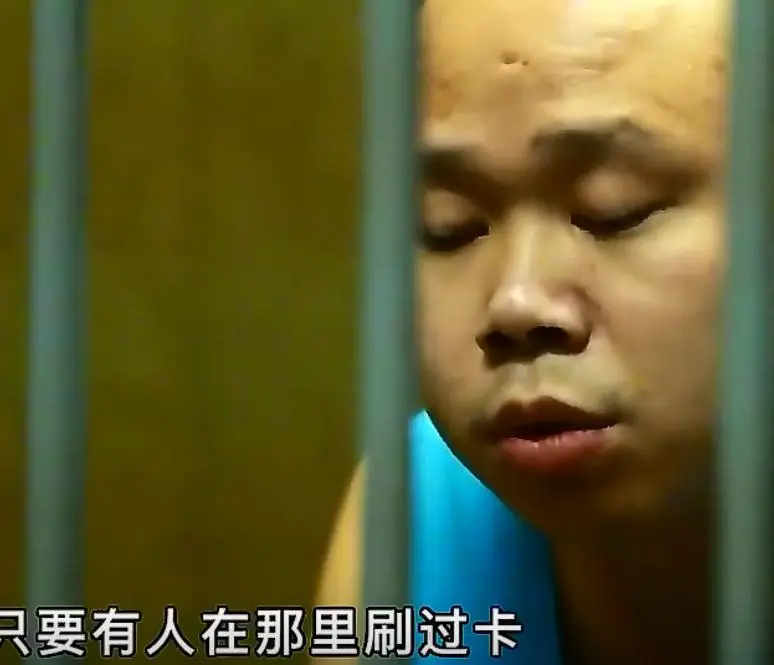 Mất hơn 2,3 tỷ sau 5 giao dịch lạ trong 20 phút, chủ tài khoản cầu cứu bất thành: Ngân hàng đáp gọn lỏn "Không liên quan"- Ảnh 4. Mất hơn 2,3 tỷ sau 5 giao dịch lạ trong 20 phút, chủ tài khoản cầu cứu bất thành: Ngân hàng đáp gọn lỏn "Không liên quan"- Ảnh 4.