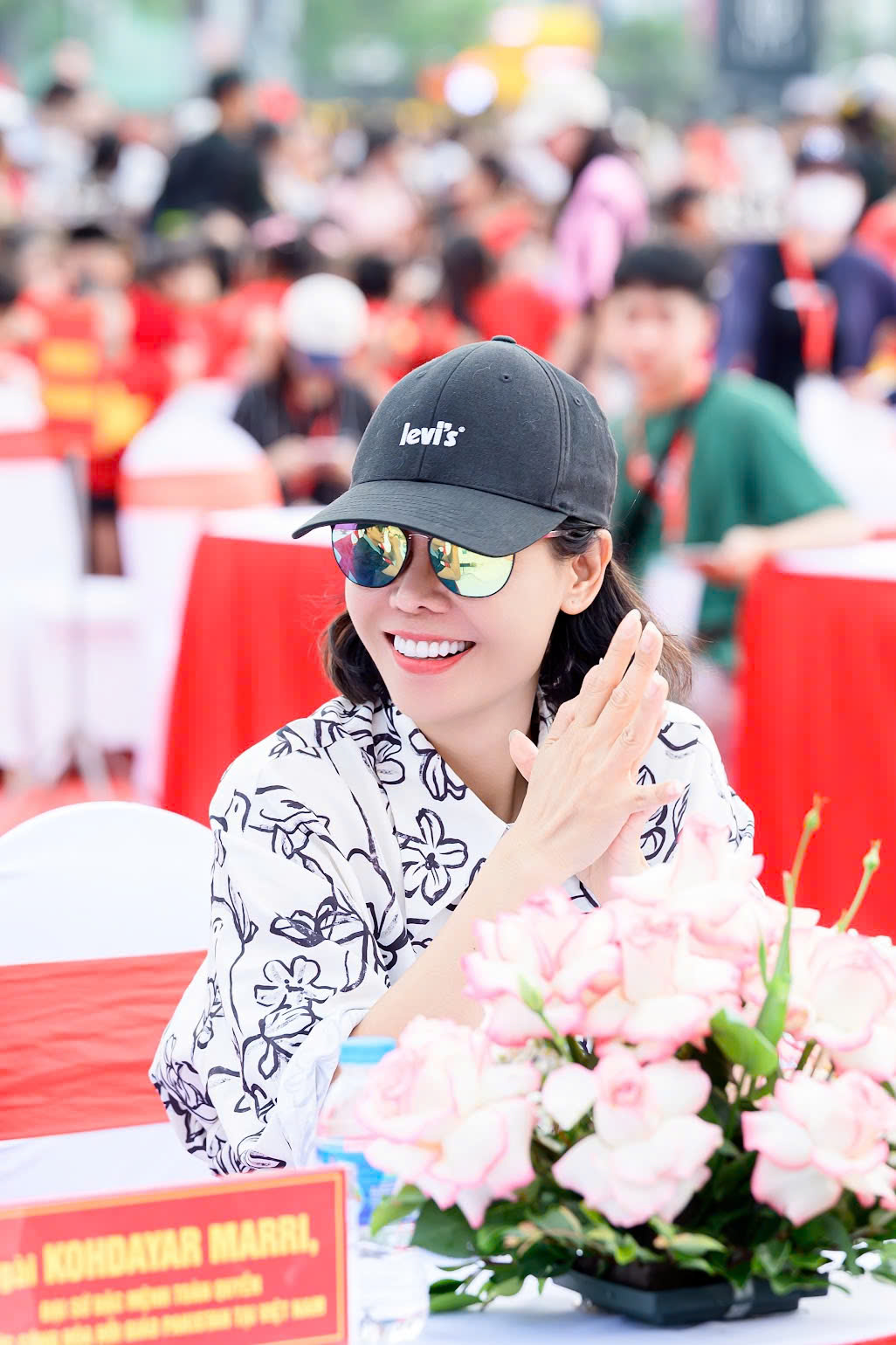 Tổng đạo diễn “concert tỉnh Bắc Ninh” tiết lộ chuyện “làm liều” với bản hit 200 triệu view của Hoà Minzy: “Nghĩ lại tôi vẫn thót tim”- Ảnh 7. Tổng đạo diễn “concert tỉnh Bắc Ninh” tiết lộ chuyện “làm liều” với bản hit 200 triệu view của Hoà Minzy: “Nghĩ lại tôi vẫn thót tim”- Ảnh 7.
