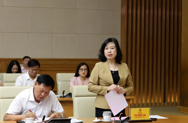 Y tế thời đại mới: Sẽ có sổ sức khỏe điện tử, khám miễn phí mỗi năm cho người dân- Ảnh 2. Y tế thời đại mới: Sẽ có sổ sức khỏe điện tử, khám miễn phí mỗi năm cho người dân- Ảnh 2.