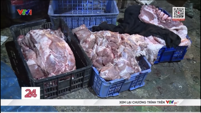 Đường dây bán thịt lợn chết tại chợ Phùng Khoang: Giá ban đầu chỉ 20.000 đồng/kg, biết kém chất lượng vẫn xẻ bán cho khách mỗi ngày- Ảnh 3. Đường dây bán thịt lợn chết tại chợ Phùng Khoang: Giá ban đầu chỉ 20.000 đồng/kg, biết kém chất lượng vẫn xẻ bán cho khách mỗi ngày- Ảnh 3.