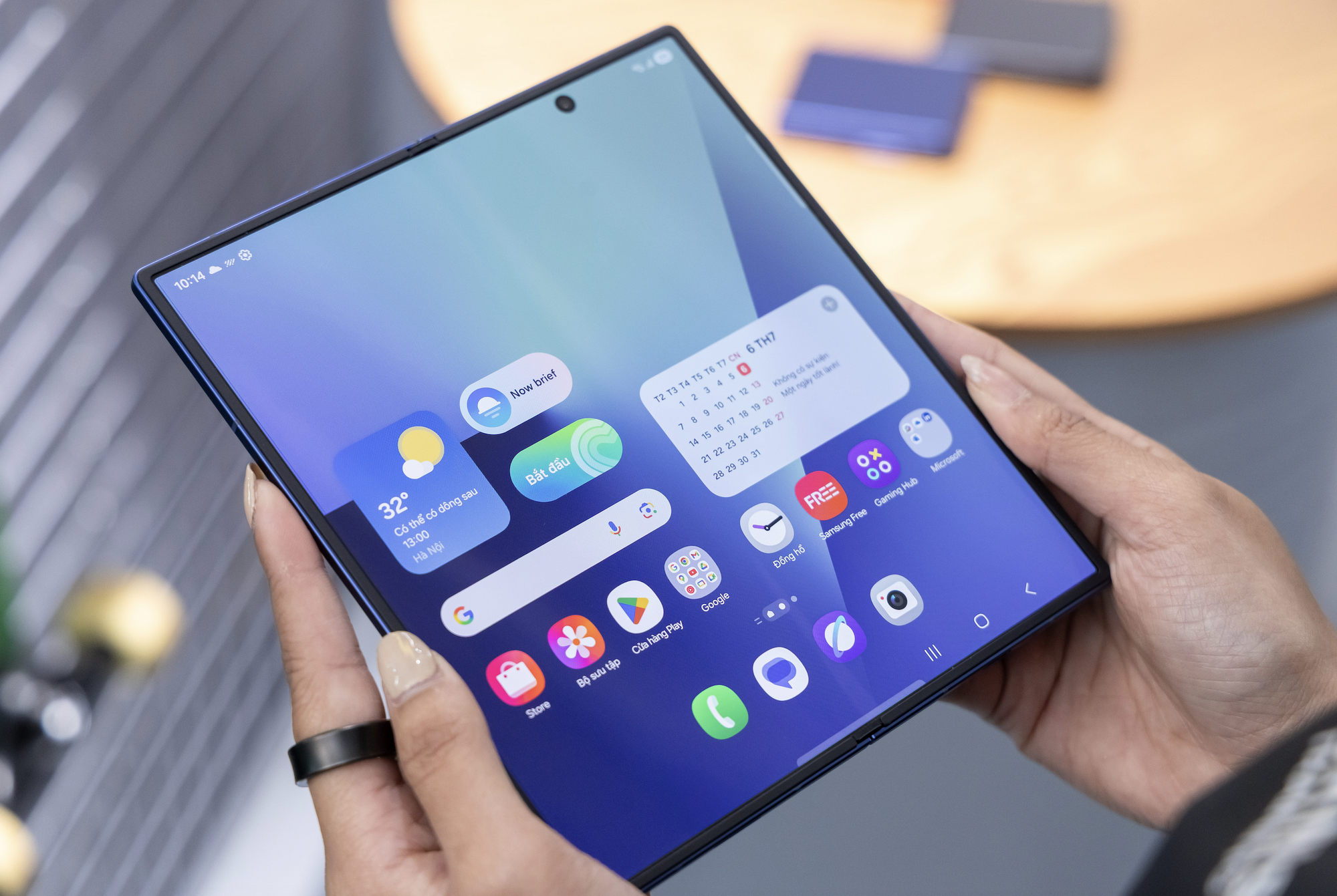 Samsung Galaxy Z Fold7 ra mắt: Mỏng, nhẹ hơn bao giờ hết, giá từ 46,99 triệu đồng- Ảnh 5. Samsung Galaxy Z Fold7 ra mắt: Mỏng, nhẹ hơn bao giờ hết, giá từ 46,99 triệu đồng- Ảnh 5.