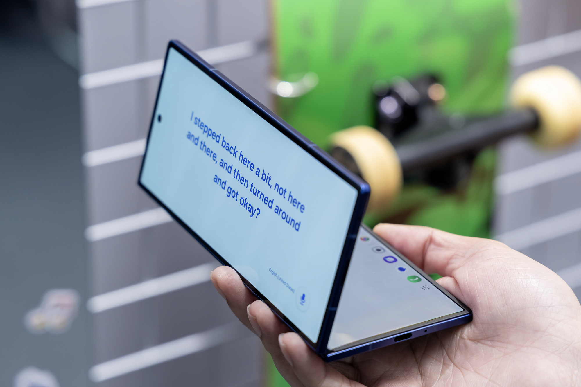 Samsung Galaxy Z Fold7 ra mắt: Mỏng, nhẹ hơn bao giờ hết, giá từ 46,99 triệu đồng- Ảnh 6. Samsung Galaxy Z Fold7 ra mắt: Mỏng, nhẹ hơn bao giờ hết, giá từ 46,99 triệu đồng- Ảnh 6.