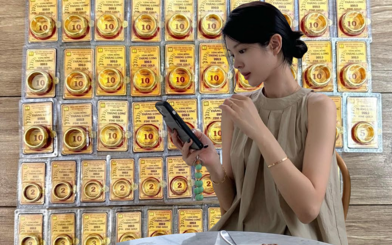 Canh giá đem hết vàng đi bán, giờ cầm 1,4 tỷ không biết làm gì- Ảnh 1. Canh giá đem hết vàng đi bán, giờ cầm 1,4 tỷ không biết làm gì- Ảnh 1.