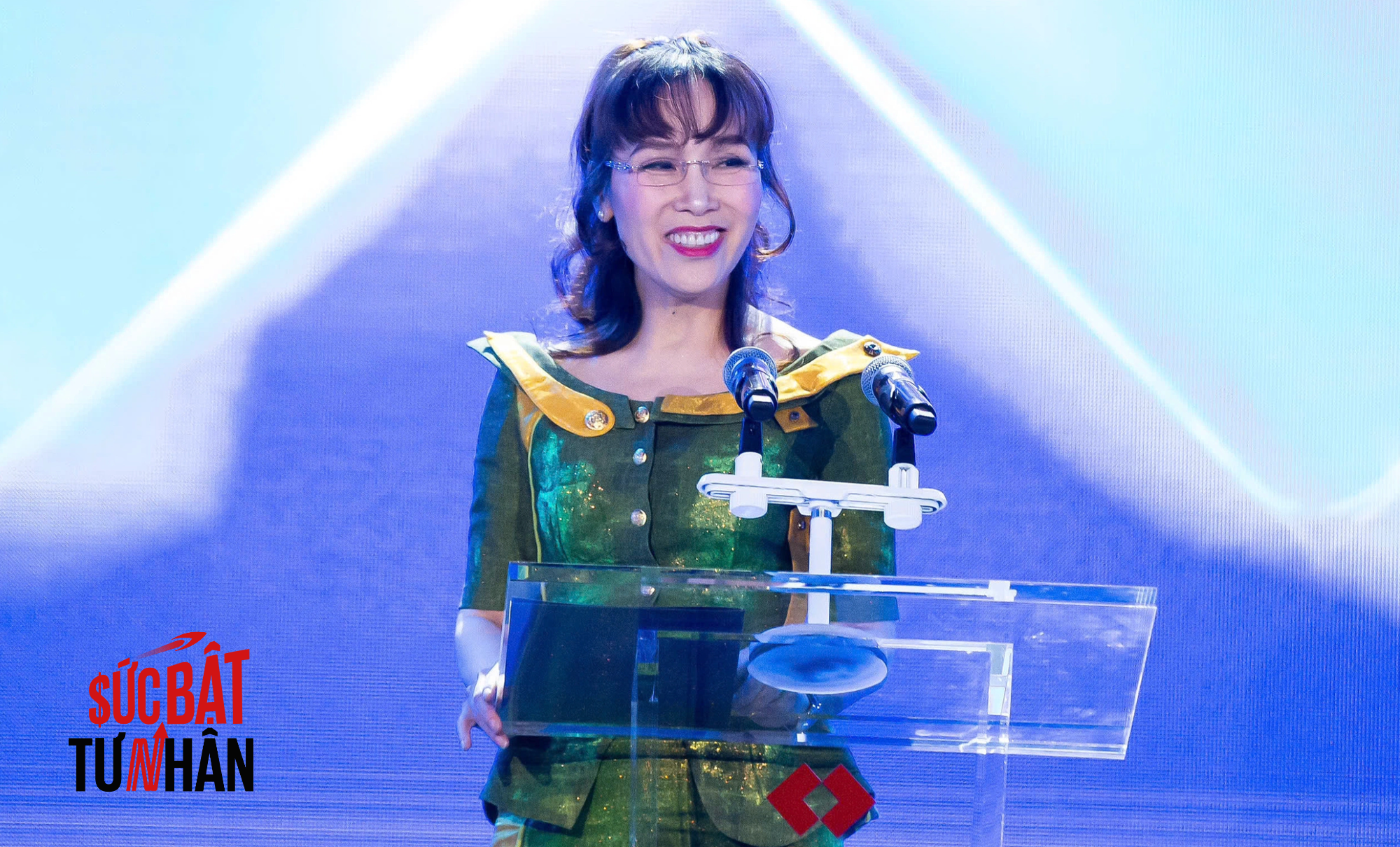 Tỷ phú Nguyễn Thị Phương Thảo: 'Nhà đầu tư đi cùng Vietjet từ những ngày đầu tiên tăng trưởng tài sản lên tới gần 100 lần Tỷ phú Nguyễn Thị Phương Thảo: 'Nhà đầu tư đi cùng Vietjet từ những ngày đầu tiên tăng trưởng tài sản lên tới gần 100 lần