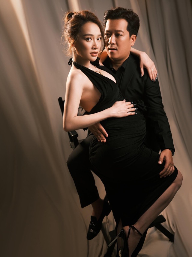 Nhã Phương mang thai con thứ 3?- Ảnh 13. Nhã Phương mang thai con thứ 3?- Ảnh 13.