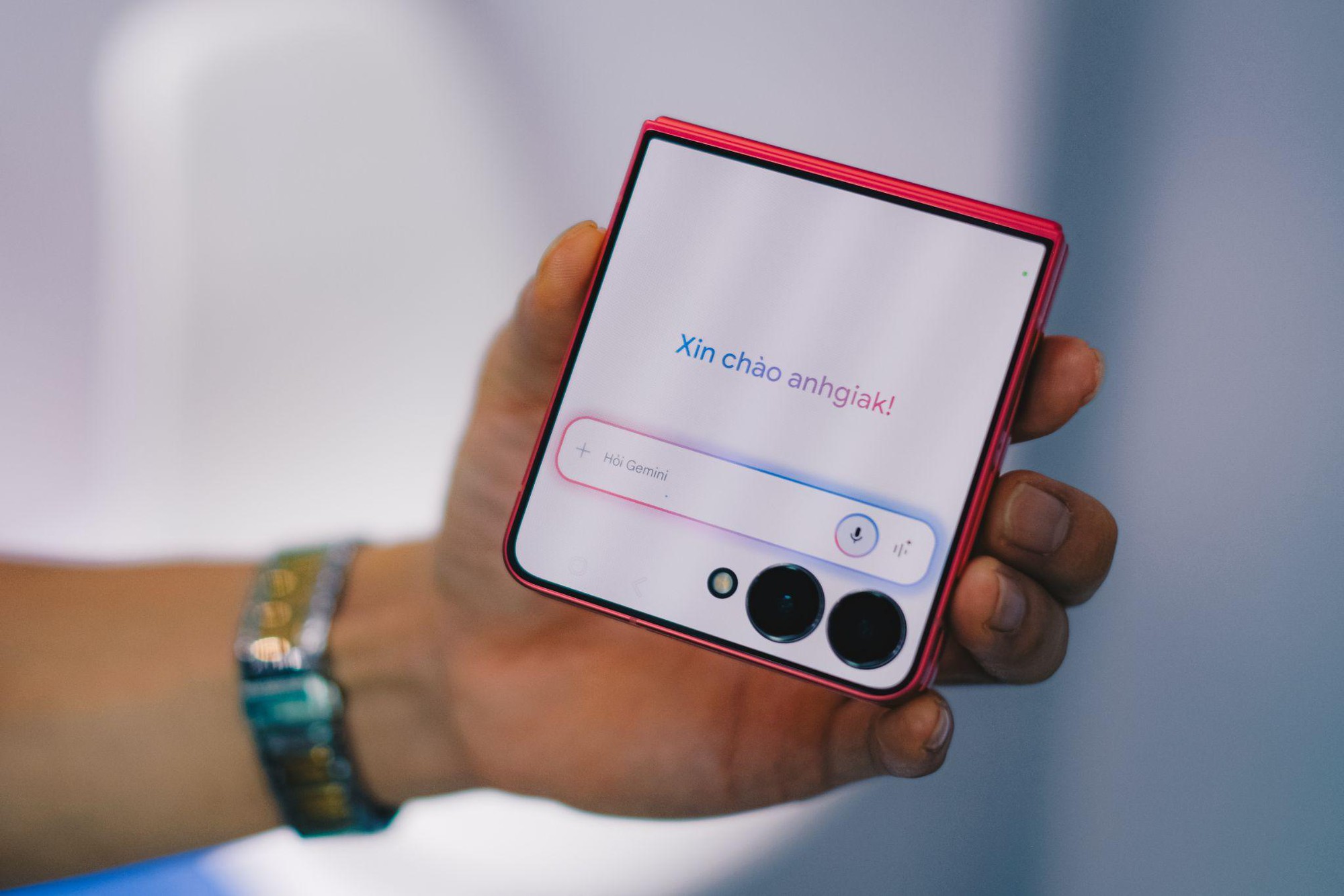 Với Galaxy Z Fold7 và Z Flip7, Samsung đã phá vỡ rào cản cuối cùng của điện thoại gập- Ảnh 6. Với Galaxy Z Fold7 và Z Flip7, Samsung đã phá vỡ rào cản cuối cùng của điện thoại gập- Ảnh 6.