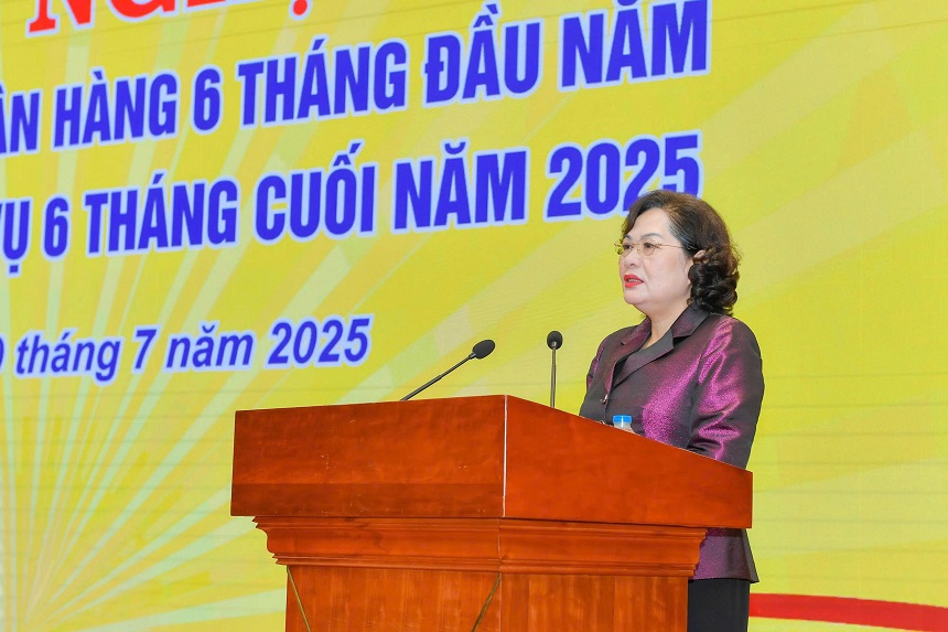 Phó Thống đốc Đào Minh Tú: Tiến tới xóa bỏ việc điều hành phân bổ chỉ tiêu tăng trưởng tín dụng cho từng TCTD- Ảnh 1. Phó Thống đốc Đào Minh Tú: Tiến tới xóa bỏ việc điều hành phân bổ chỉ tiêu tăng trưởng tín dụng cho từng TCTD- Ảnh 1.