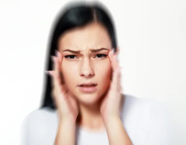 Sáng thức dậy mà gặp 6 dấu hiệu này ở đầu, coi chừng đột quỵ “đang tìm đến” bạn- Ảnh 4.