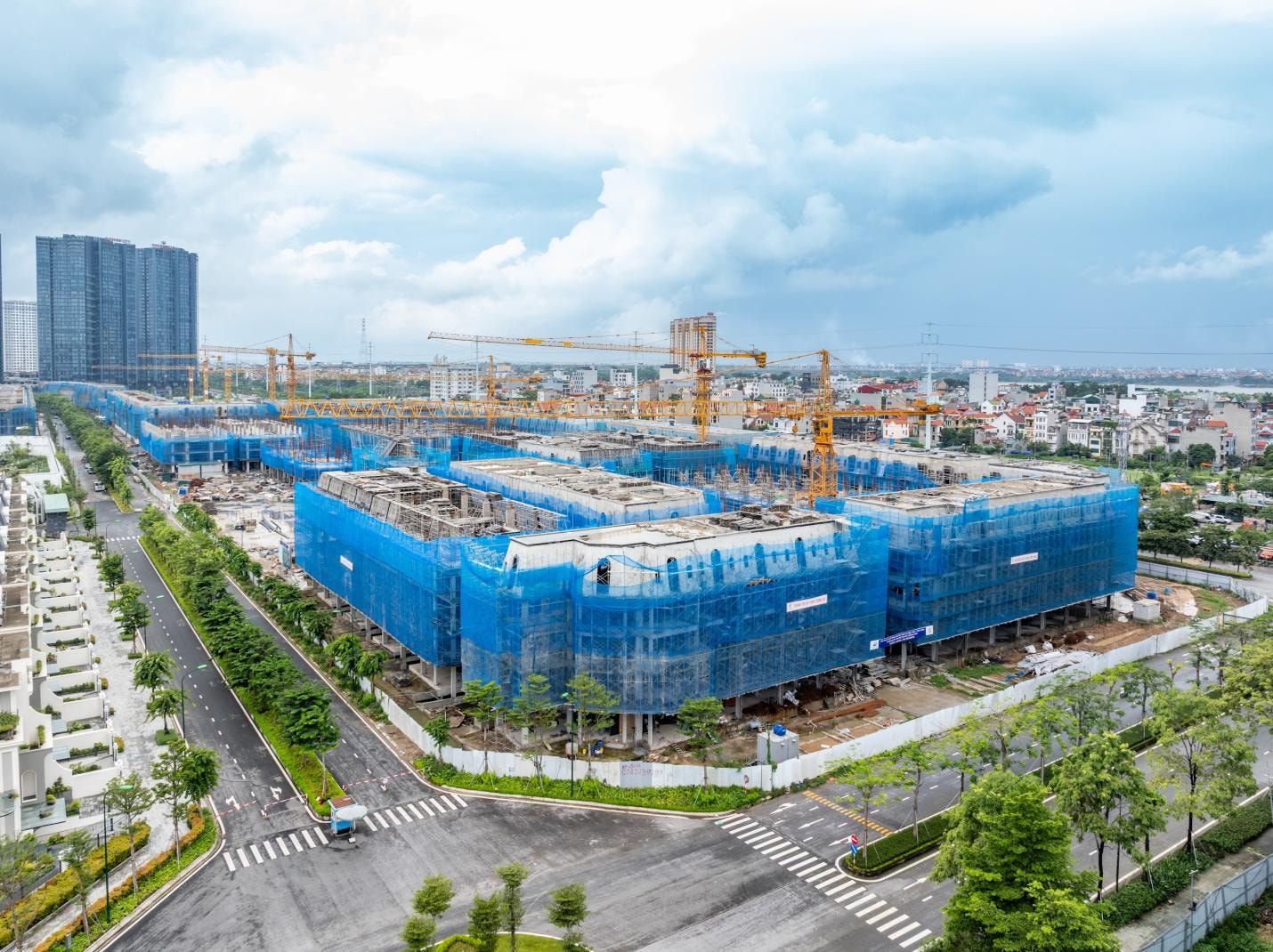Toàn cảnh tiến độ ba dự án trọng điểm dòng thấp tầng Noble Palace của Sunshine Group tại Hà Nội- Ảnh 3.