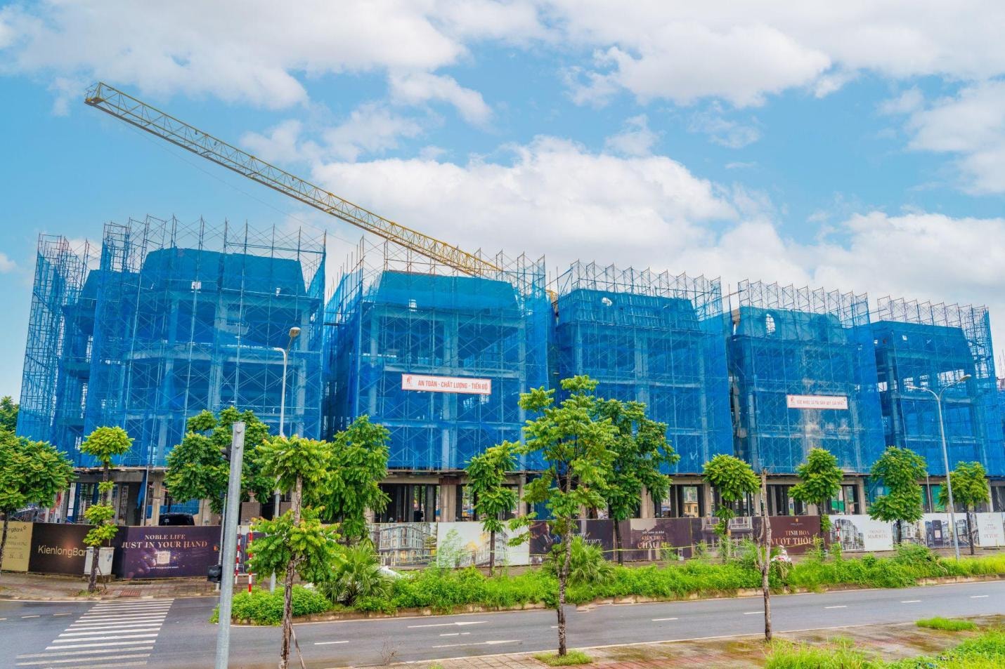 Toàn cảnh tiến độ ba dự án trọng điểm dòng thấp tầng Noble Palace của Sunshine Group tại Hà Nội- Ảnh 8.
