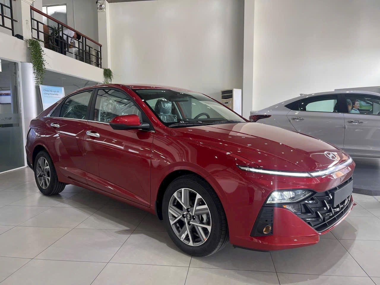Hyundai Accent giảm 82 triệu đồng tại đại lý: Bản giữa nhưng rẻ hơn cả Vios, City bản tiêu chuẩn- Ảnh 1. Hyundai Accent giảm 82 triệu đồng tại đại lý: Bản giữa nhưng rẻ hơn cả Vios, City bản tiêu chuẩn- Ảnh 1.
