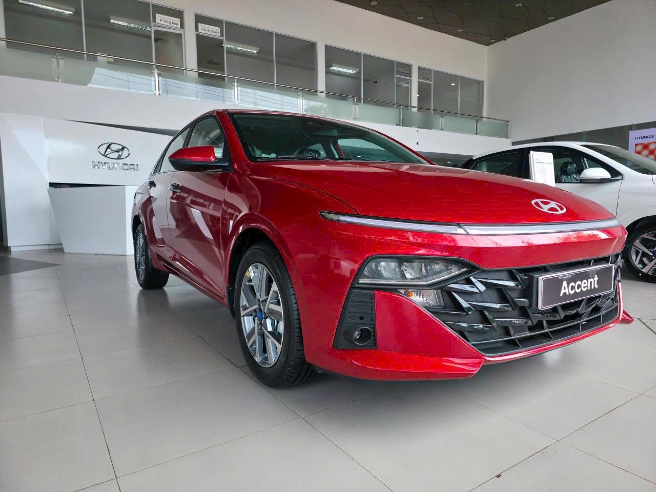 Hyundai Accent giảm 82 triệu đồng tại đại lý: Bản giữa nhưng rẻ hơn cả Vios, City bản tiêu chuẩn- Ảnh 4. Hyundai Accent giảm 82 triệu đồng tại đại lý: Bản giữa nhưng rẻ hơn cả Vios, City bản tiêu chuẩn- Ảnh 4.