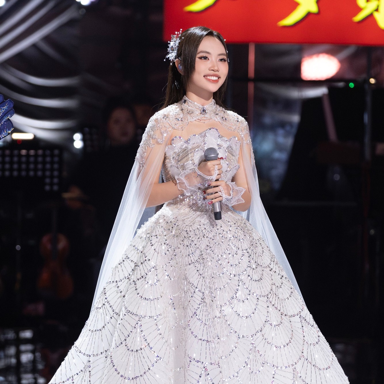 Phương Mỹ Chi "vượt mặt" Sơn Tùng M-TP- Ảnh 3. Phương Mỹ Chi "vượt mặt" Sơn Tùng M-TP- Ảnh 3.