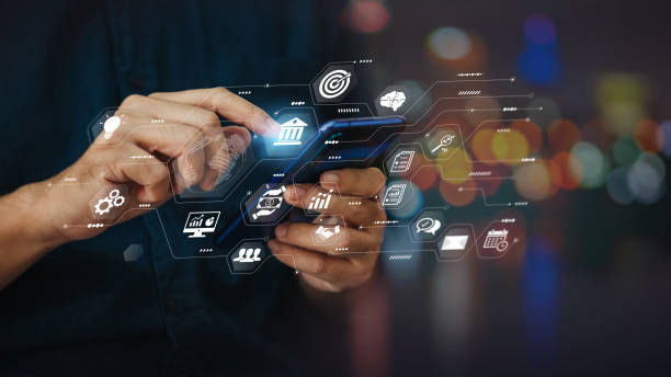 MB Bank, Techcombank, Vietcombank... đẩy mạnh "super app": Cuộc chơi mới đe dọa app chi tiêu- Ảnh 2. MB Bank, Techcombank, Vietcombank... đẩy mạnh "super app": Cuộc chơi mới đe dọa app chi tiêu- Ảnh 2.