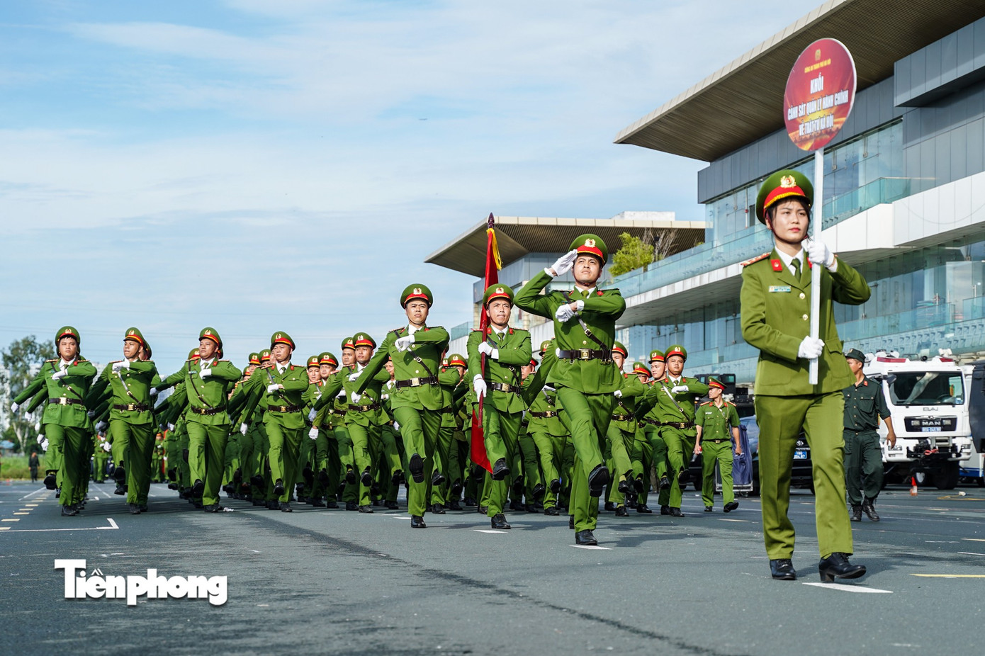 Công an Hà Nội hợp luyện diễu binh, diễu hành cho Ngày hội vì Thủ đô bình yên- Ảnh 4. Công an Hà Nội hợp luyện diễu binh, diễu hành cho Ngày hội vì Thủ đô bình yên- Ảnh 4.