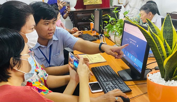 Từ 15-8, một nhóm công chức, viên chức được nhận thêm 5 triệu đồng mỗi tháng- Ảnh 1. Từ 15-8, một nhóm công chức, viên chức được nhận thêm 5 triệu đồng mỗi tháng- Ảnh 1.