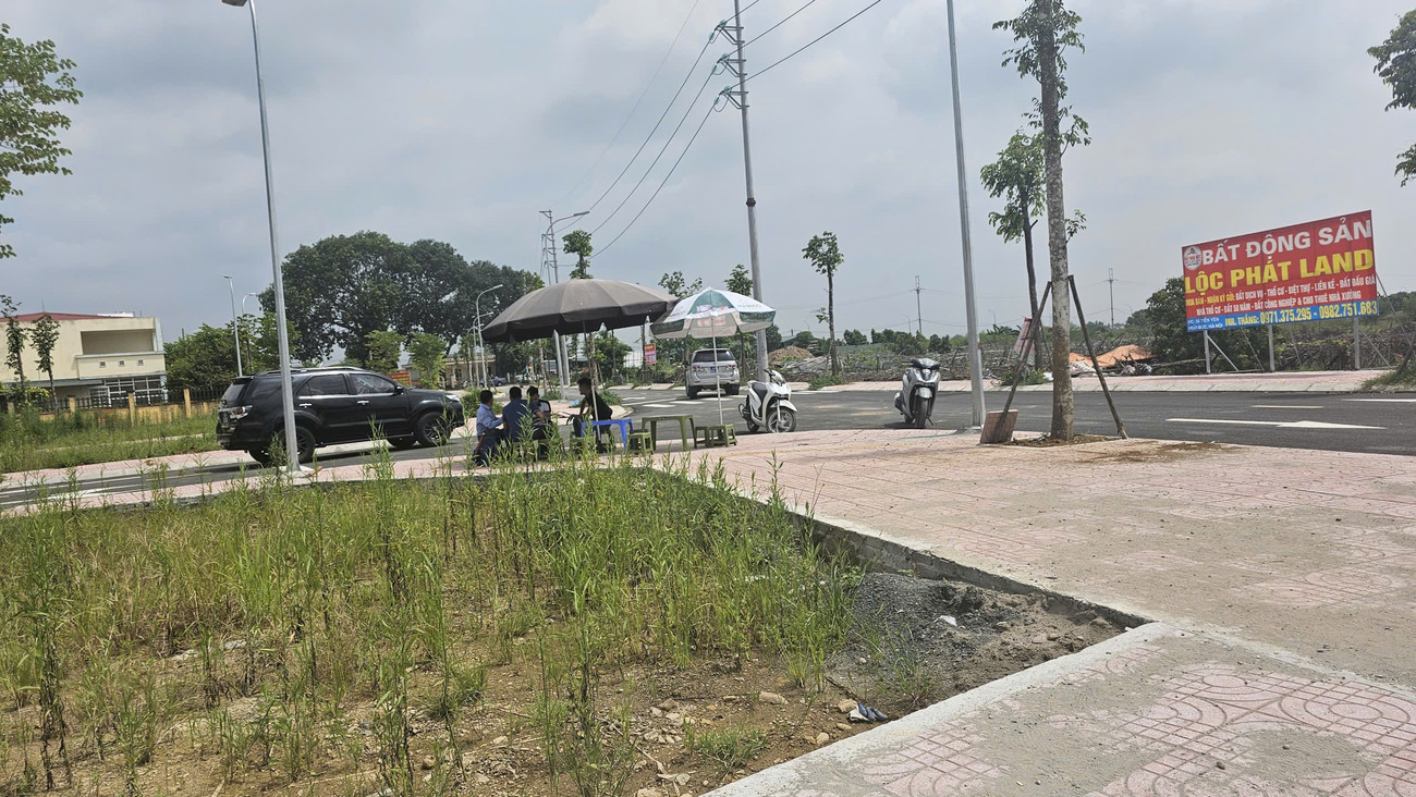 Sửa Luật Đất đai 2024: Giá nhà đất sẽ giảm?- Ảnh 1. Sửa Luật Đất đai 2024: Giá nhà đất sẽ giảm?- Ảnh 1.