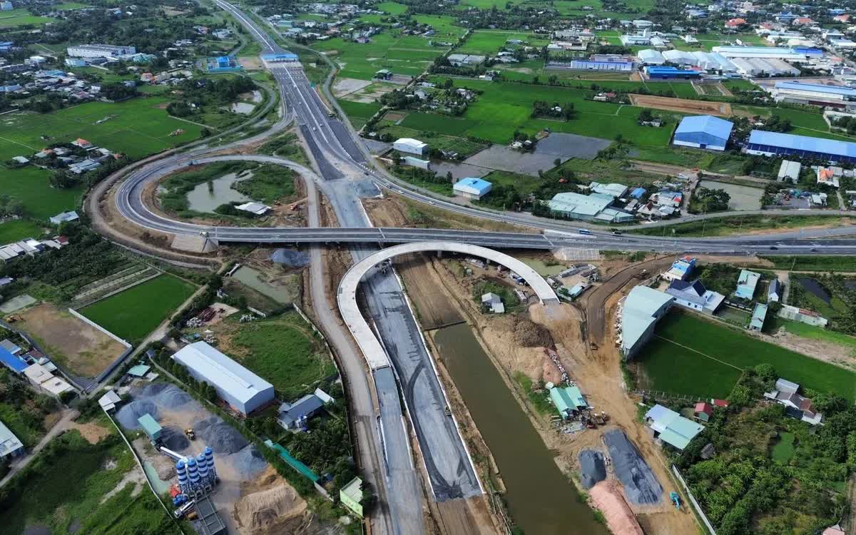 TP Hồ Chí Minh: Tuyến chính đường Vành đai 3 sẽ thông xe vào cuối năm 2025- Ảnh 1.