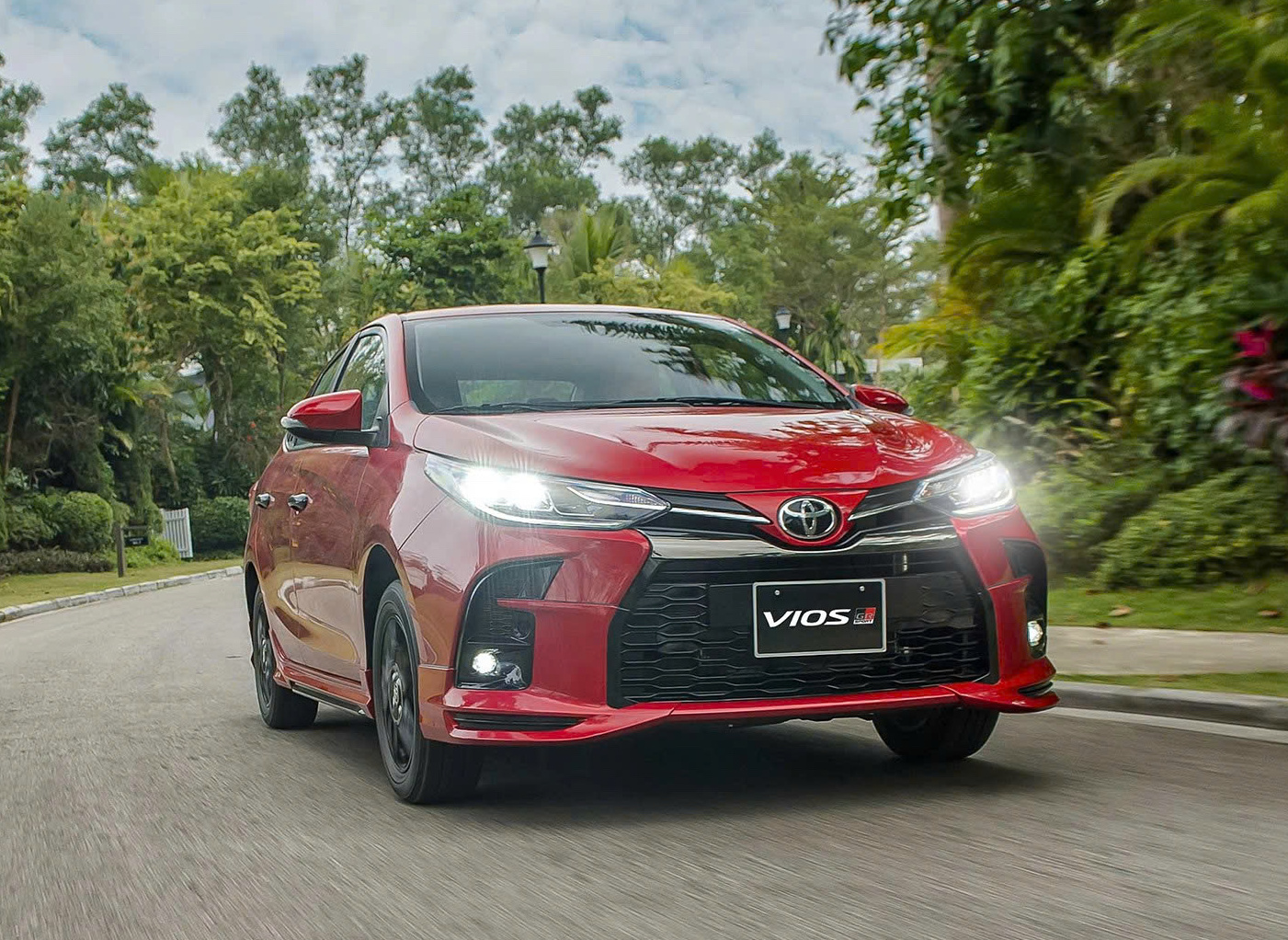 Tròn 7 năm Toyota Vios được làm mới tại Việt Nam: 3 lần tinh chỉnh, từ top 1 doanh số đến tụt hạng trước làn sóng SUV- Ảnh 2. Tròn 7 năm Toyota Vios được làm mới tại Việt Nam: 3 lần tinh chỉnh, từ top 1 doanh số đến tụt hạng trước làn sóng SUV- Ảnh 2.