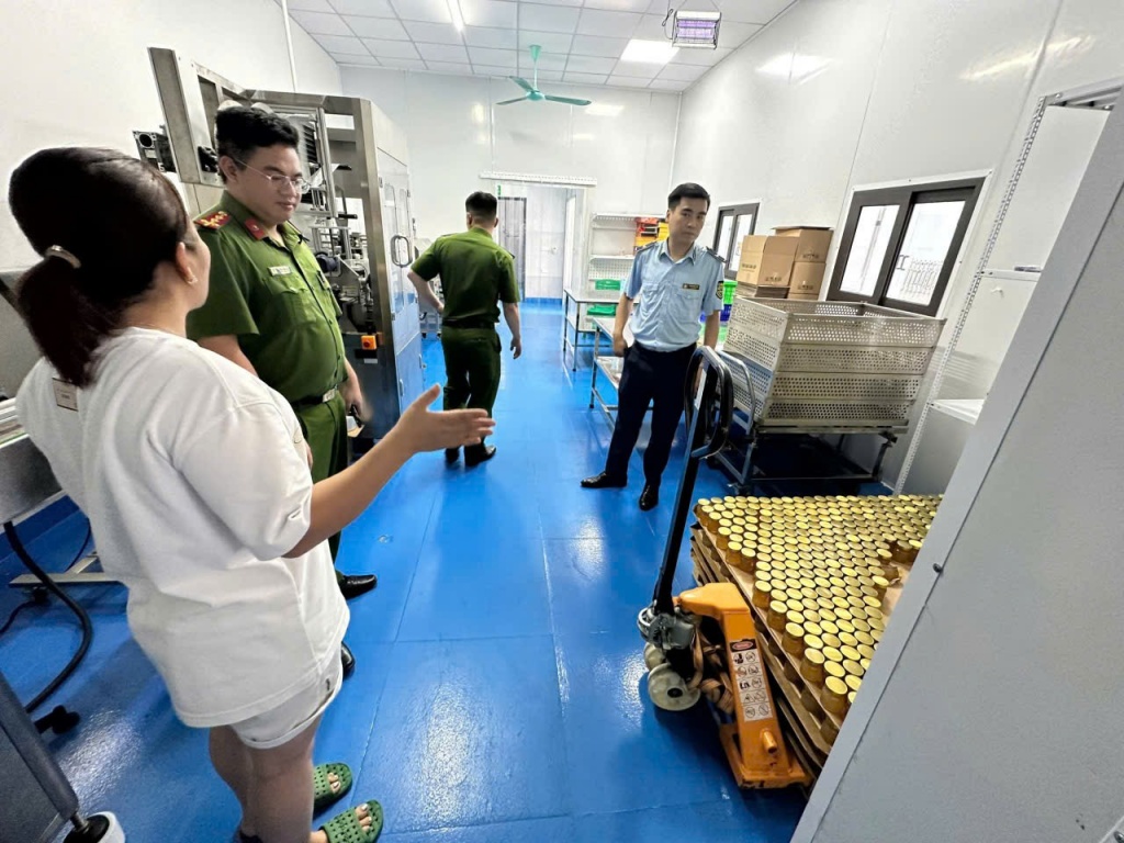 Khởi tố giám đốc Bùi Minh Quyết- Ảnh 1. Khởi tố giám đốc Bùi Minh Quyết- Ảnh 1.