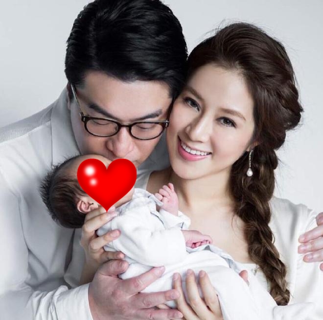 "Cô dâu nghìn tỷ showbiz" bị giam lỏng sau cửa hào môn: Bị xem như "máy đẻ", làm gì cũng có người theo dõi- Ảnh 2. "Cô dâu nghìn tỷ showbiz" bị giam lỏng sau cửa hào môn: Bị xem như "máy đẻ", làm gì cũng có người theo dõi- Ảnh 2.