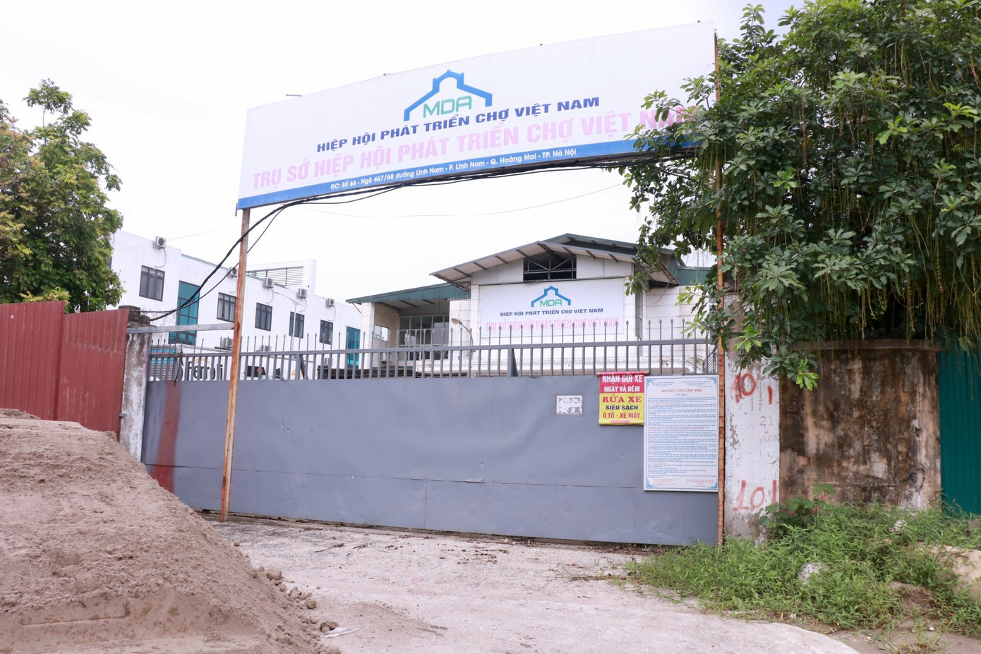 Hoang phí loạt chợ được đầu tư lớn trên đất vàng Hà Nội- Ảnh 14.