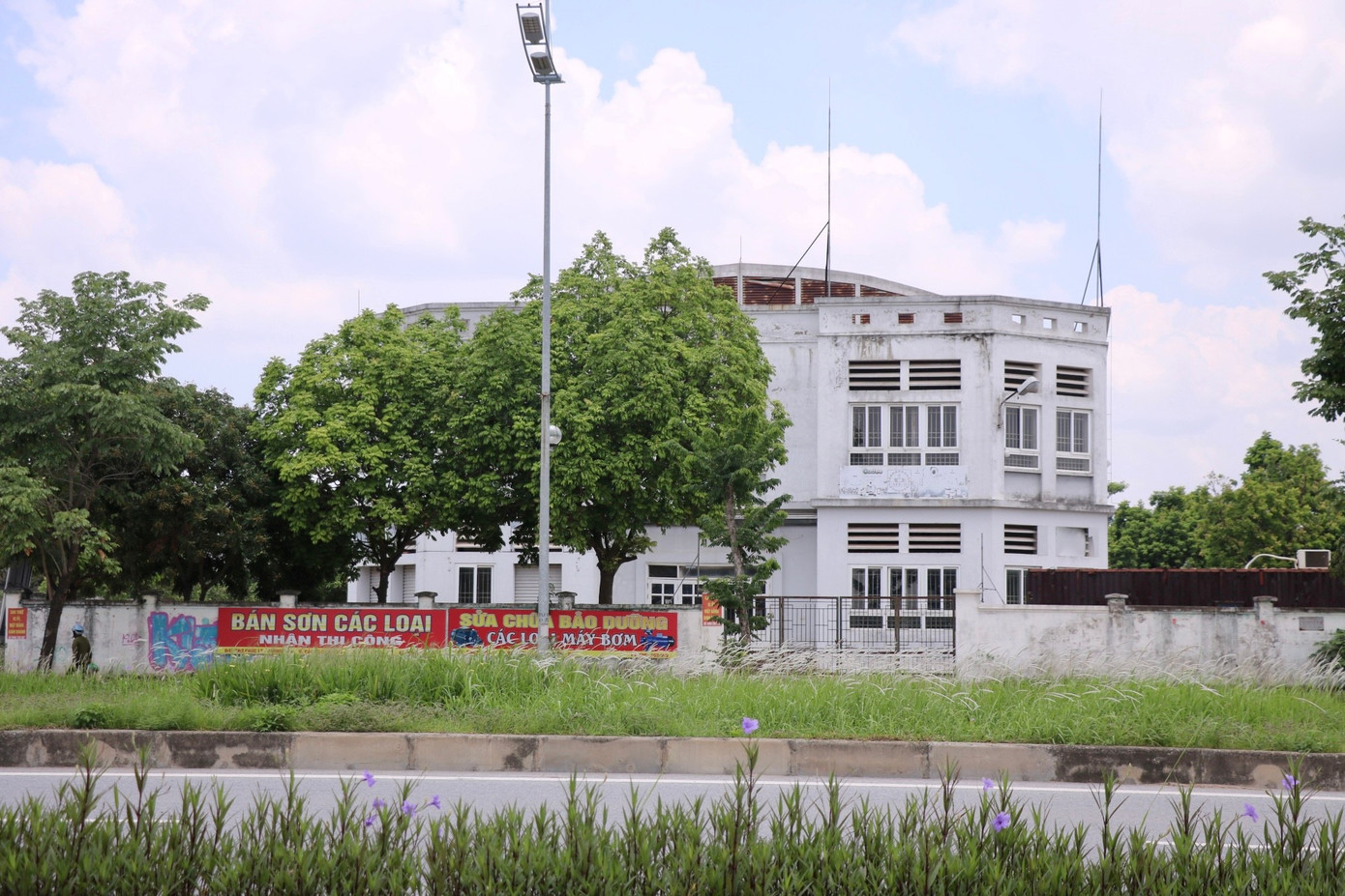 Hoang phí loạt chợ được đầu tư lớn trên đất vàng Hà Nội- Ảnh 1.