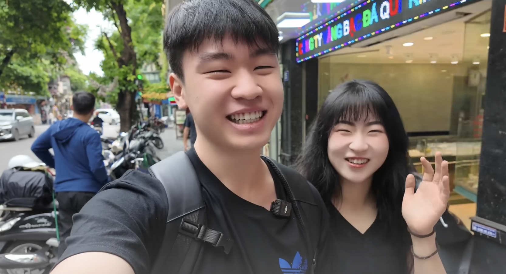 Khách Trung Quốc lần đầu ăn 1 loại miến Việt Nam, "hốt hoảng" vì 3 thứ này quá ngon- Ảnh 1. Khách Trung Quốc lần đầu ăn 1 loại miến Việt Nam, "hốt hoảng" vì 3 thứ này quá ngon- Ảnh 1.