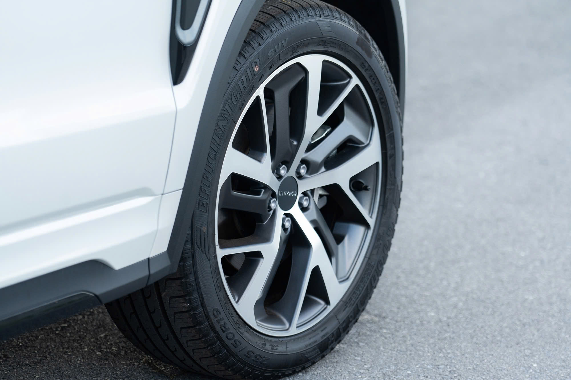 Đồng giá 919 triệu đồng, chọn Lynk & Co 01 bản 'base' hay Kia Sportage bản máy xăng 2.0L gần cao nhất- Ảnh 14.