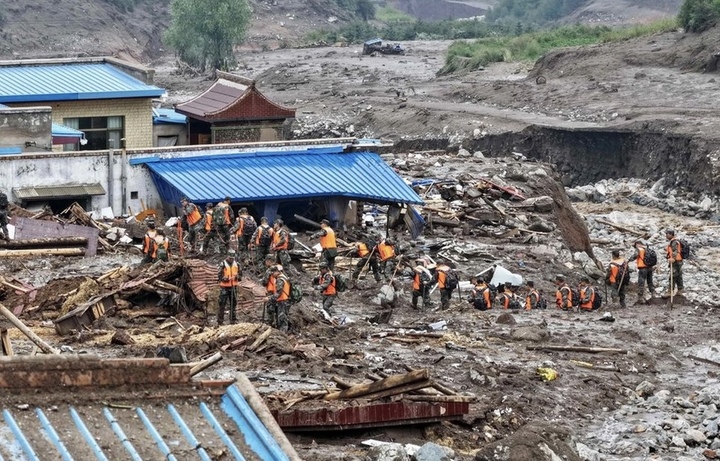 Lũ quét, sạt lở đất ở Trung Quốc, 13 thiệt mạng và 30 người mất tích- Ảnh 2. Lũ quét, sạt lở đất ở Trung Quốc, 13 thiệt mạng và 30 người mất tích- Ảnh 2.