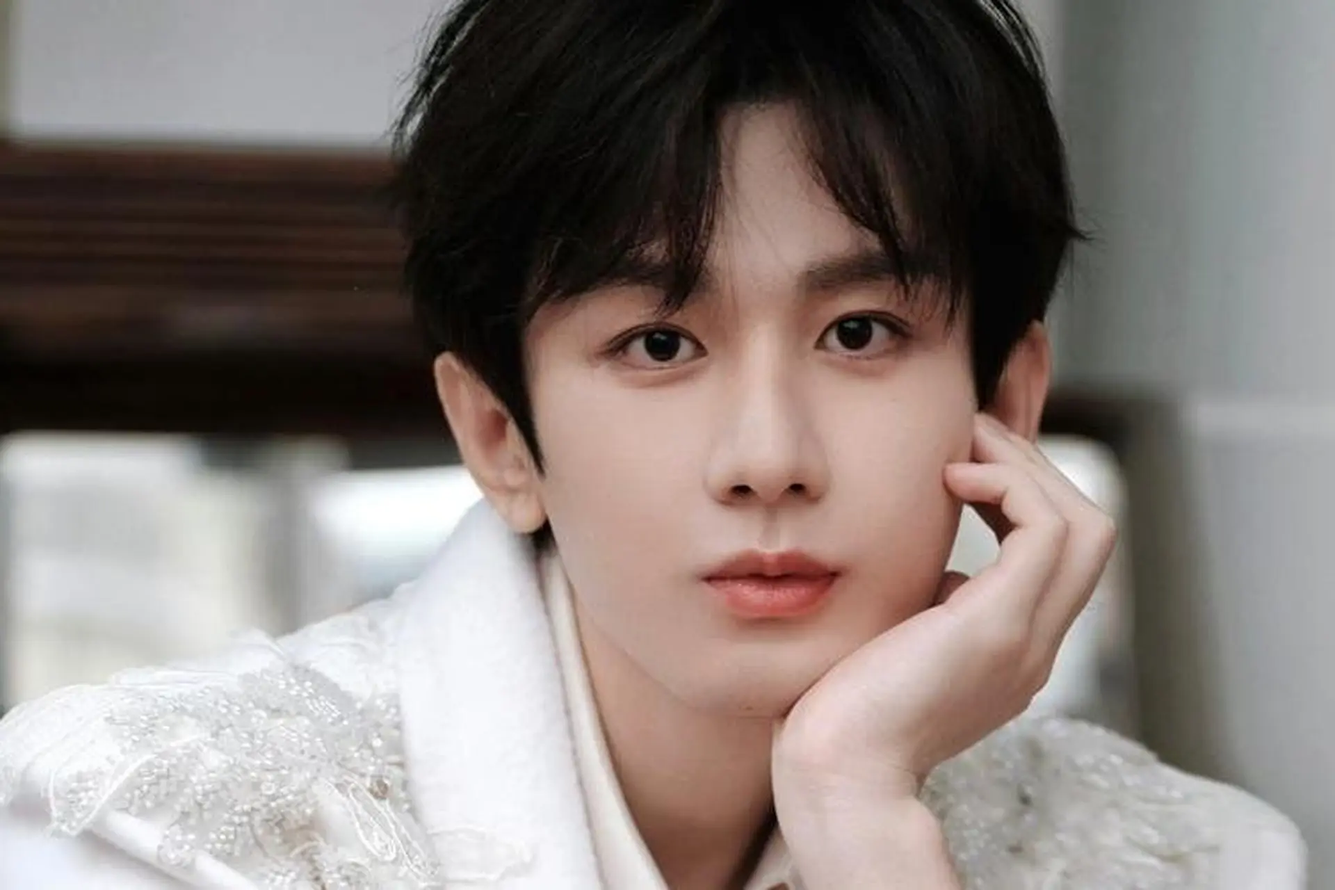 10 diễn viên bị ghét nhất Trung Quốc: Triệu Lộ Tư xếp thứ 2, hạng 1 từ ngoại hình đến nhân cách đều âm điểm- Ảnh 16.