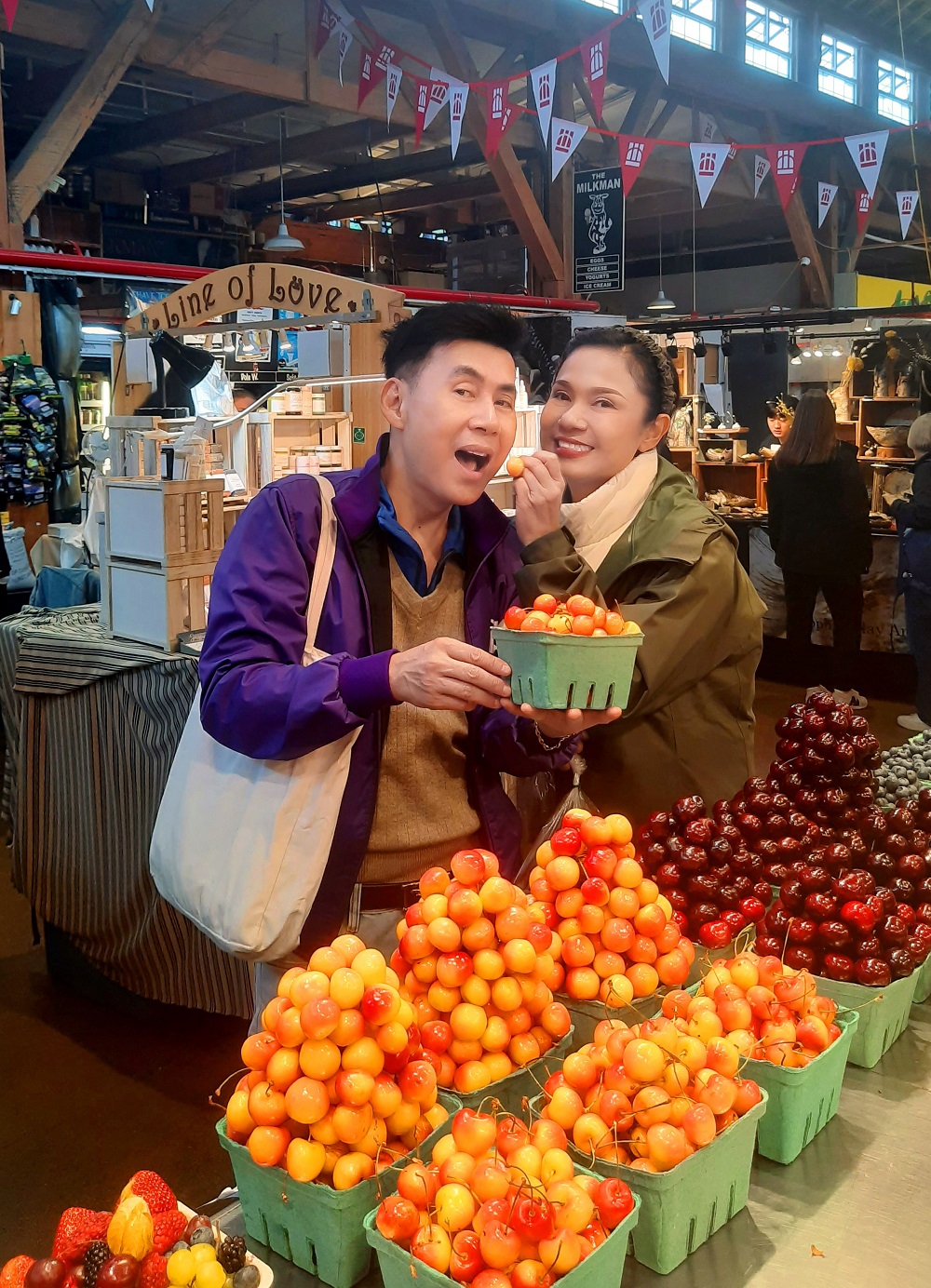 Việt Trinh đi du lịch 16 ngày cùng nam ca sĩ ở nhà hơn 2.000 cây vàng, 2 lần đổ vỡ hôn nhân- Ảnh 3.