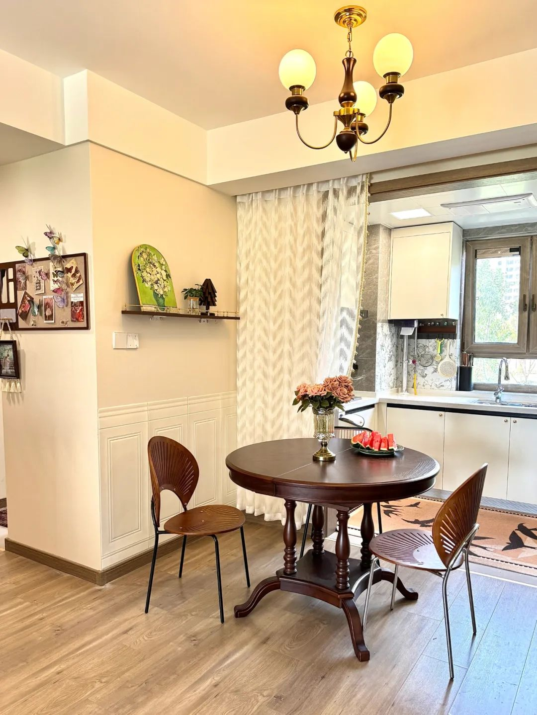 Không cần nội thất đắt tiền, mẹ tôi khiến căn hộ 90m² nhìn sang hơn cả biệt thự- Ảnh 2.