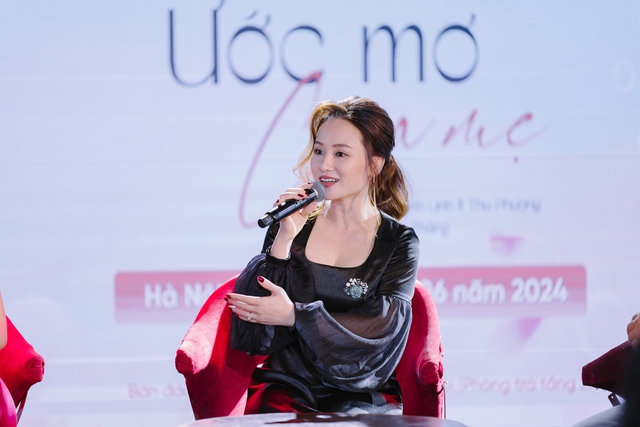 Cuộc sống của nữ ca sĩ rời Hà Nội, ôm con vào TP.HCM ngay sau khi ly hôn 1 MC nổi tiếng- Ảnh 1.