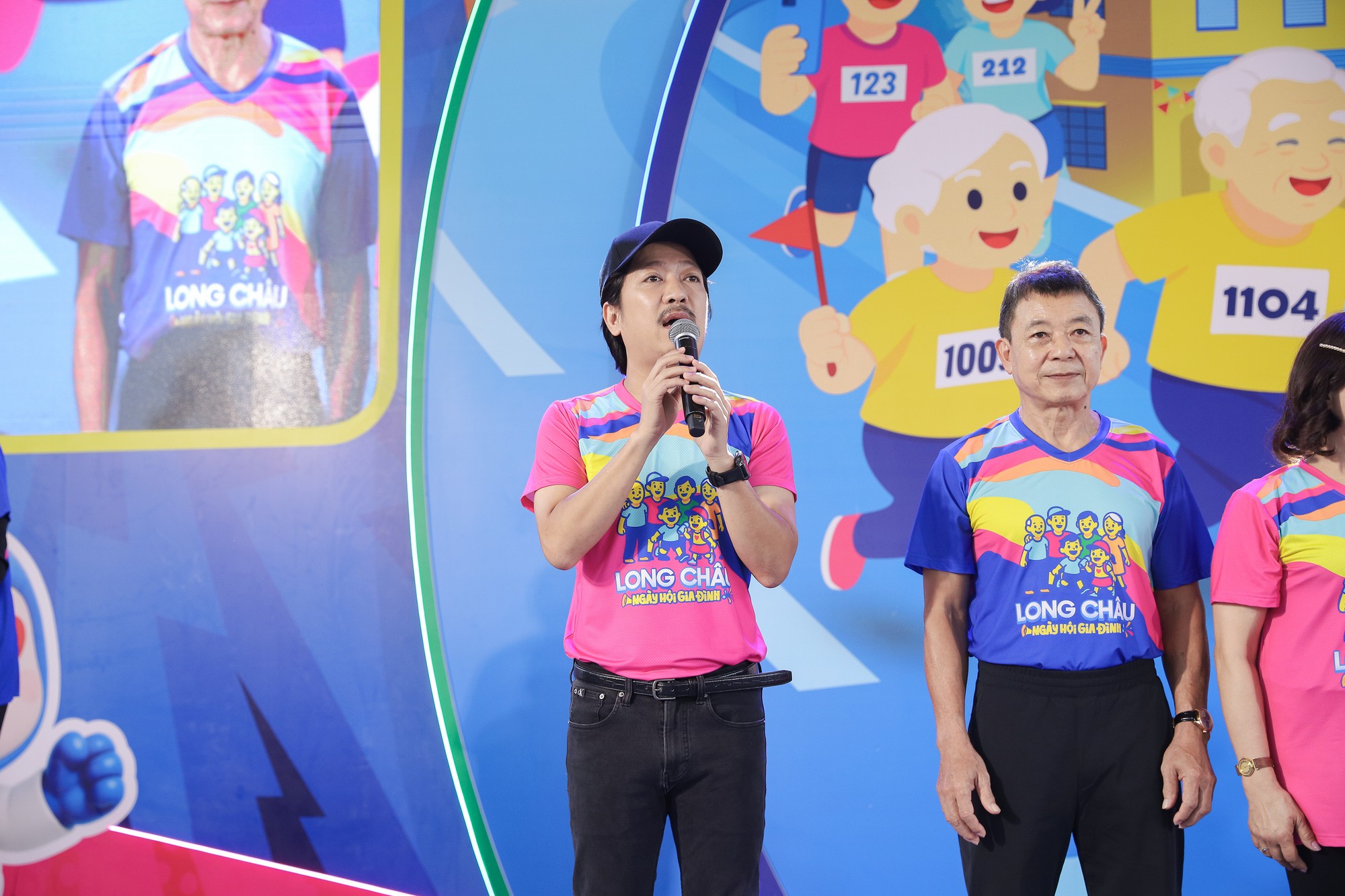 Ngày hội gia đình - Gắn kết yêu thương gia đình 3 thế hệ cùng Long Châu- Ảnh 1. Ngày hội gia đình - Gắn kết yêu thương gia đình 3 thế hệ cùng Long Châu- Ảnh 1.