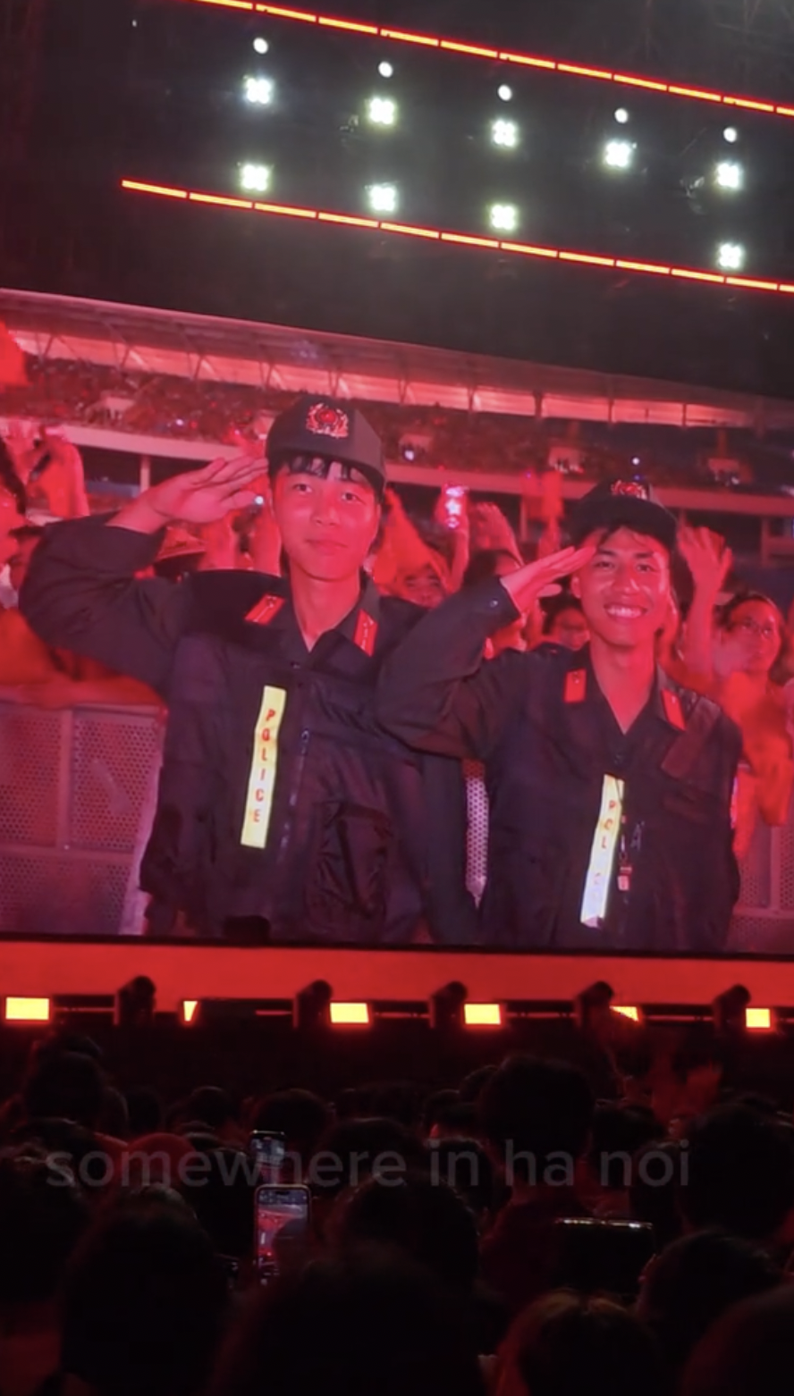 Chùm ảnh màn hình LED toàn nhân vật VIP và màn focus cam viral khắp cõi mạng: 1 từ thôi, XỊN- Ảnh 12.