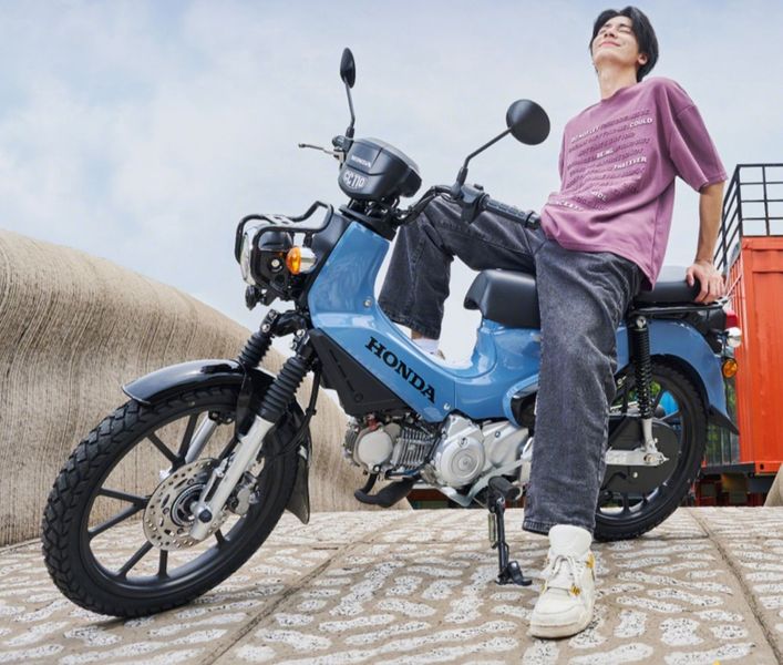 'Vua xe số' 110cc của Honda ra mắt giá chưa đến 50 triệu đồng: trang bị xịn xò, phanh ABS, thách thức 'chiến thần' Yamaha PG-1- Ảnh 2. 'Vua xe số' 110cc của Honda ra mắt giá chưa đến 50 triệu đồng: trang bị xịn xò, phanh ABS, thách thức 'chiến thần' Yamaha PG-1- Ảnh 2.