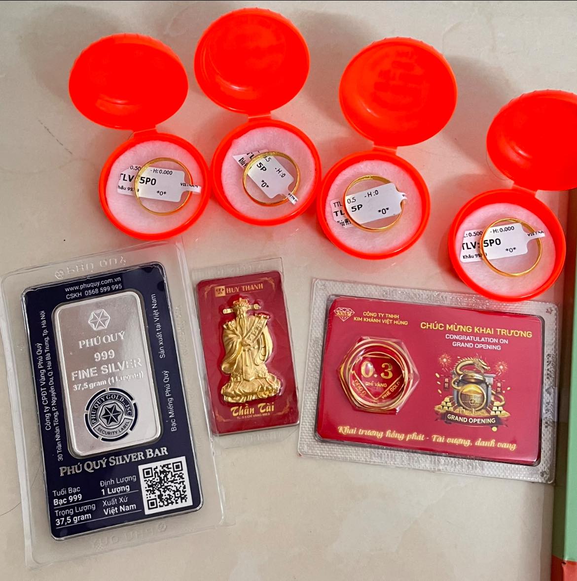 Cách cặp vợ chồng ở Đà Nẵng mua nhà, mua vàng với mức thu nhập 27 triệu/tháng- Ảnh 1. Cách cặp vợ chồng ở Đà Nẵng mua nhà, mua vàng với mức thu nhập 27 triệu/tháng- Ảnh 1.